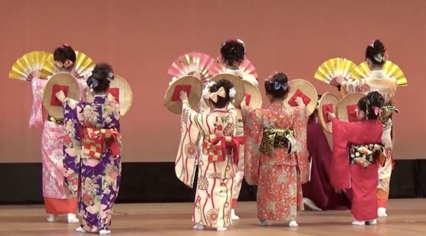 日本舞踊　子供